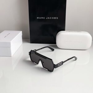 Marc Jacobs full black 5042