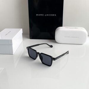 Marc Jacobs full black 5085