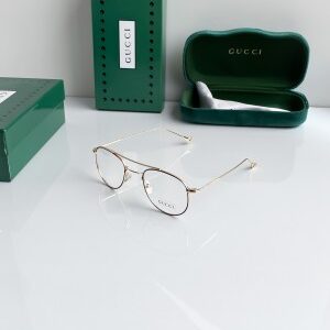 Gucci_frame_5033