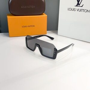 Louis_Vuitton_Black_ 3001