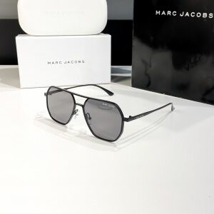 Marc Jacobs _full_black _square_5021
