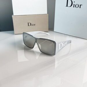Dior_silver_7812