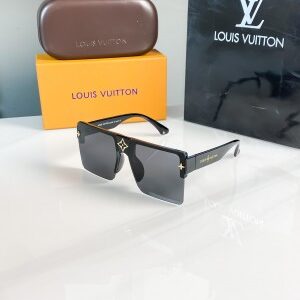 Louis_vuitton_black_3371