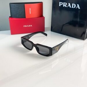 Prada_black_9143