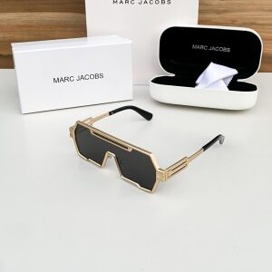 Marc Jacobs gold 5041