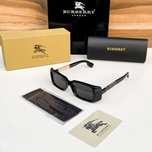 Burberry_black_27141