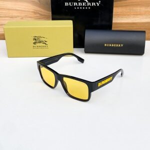 Burberry_yellow_69019