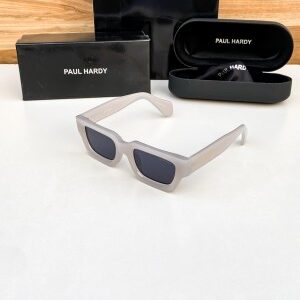 Paul hardy white black 3659