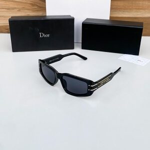 Dior_D_32