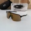 Oakley_9463_black_brown