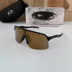 Oakley_9463_black_brown