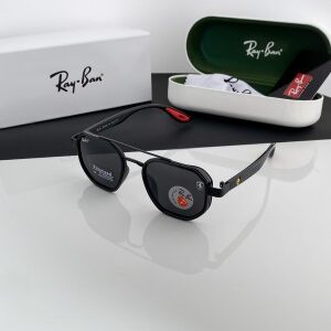 Rayban black 13675