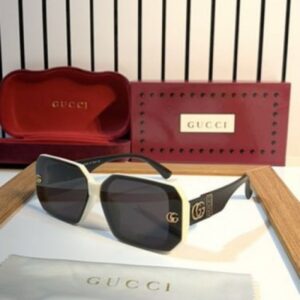 Guci 1307 white First copy