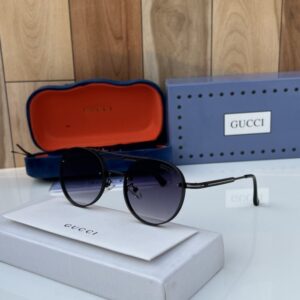 Gucci_2208_round_black_shaded first copy