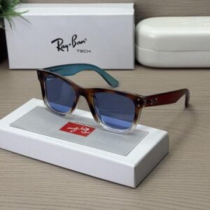 Raybn_0502_Blue_P hantom